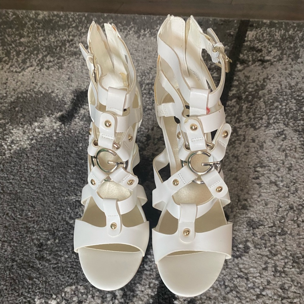 Gbyguess wedge sandal